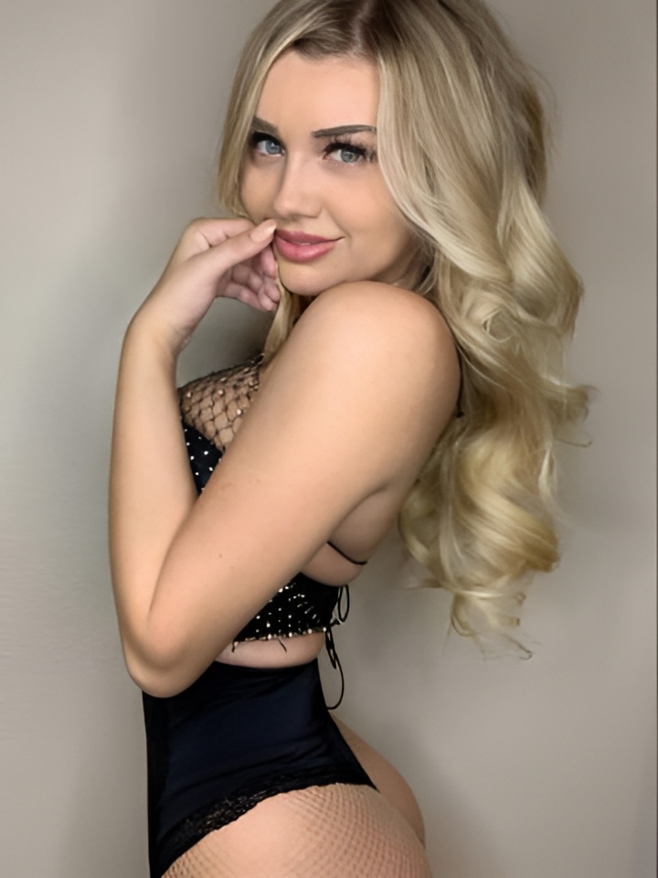 Индивидуалка Адель, доступна для личного знакомства от 3000 руб