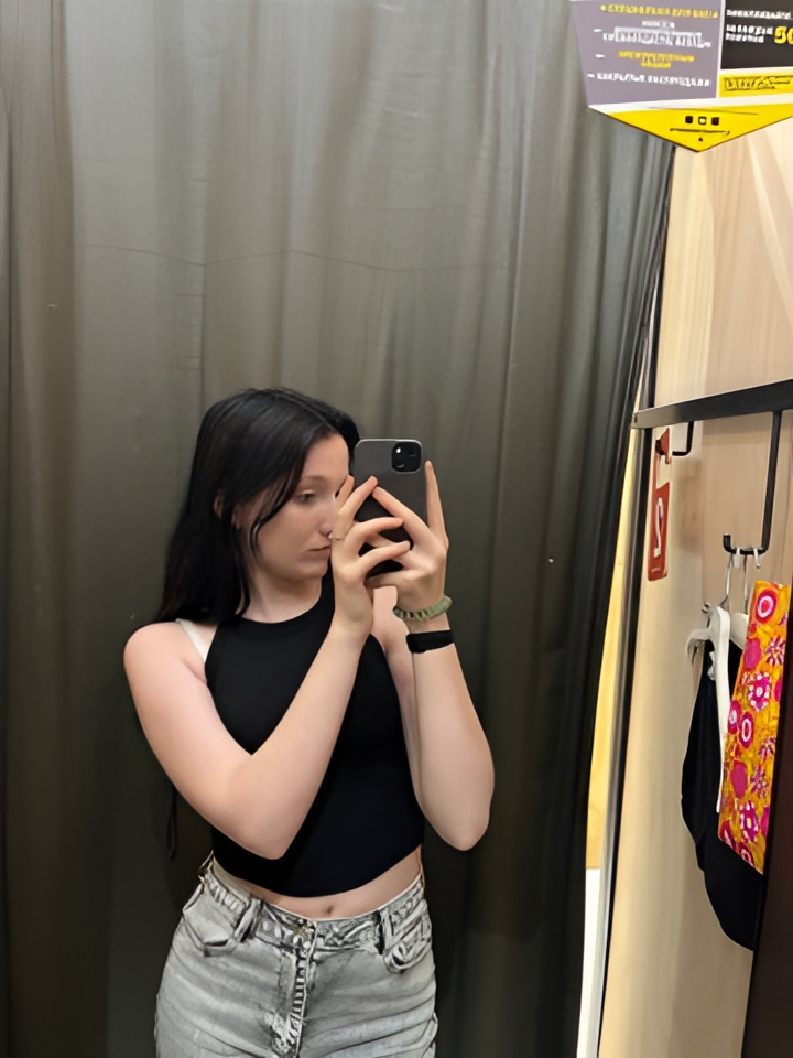 Элина привлекальеная девушка из Североморск цена от 4000 руб