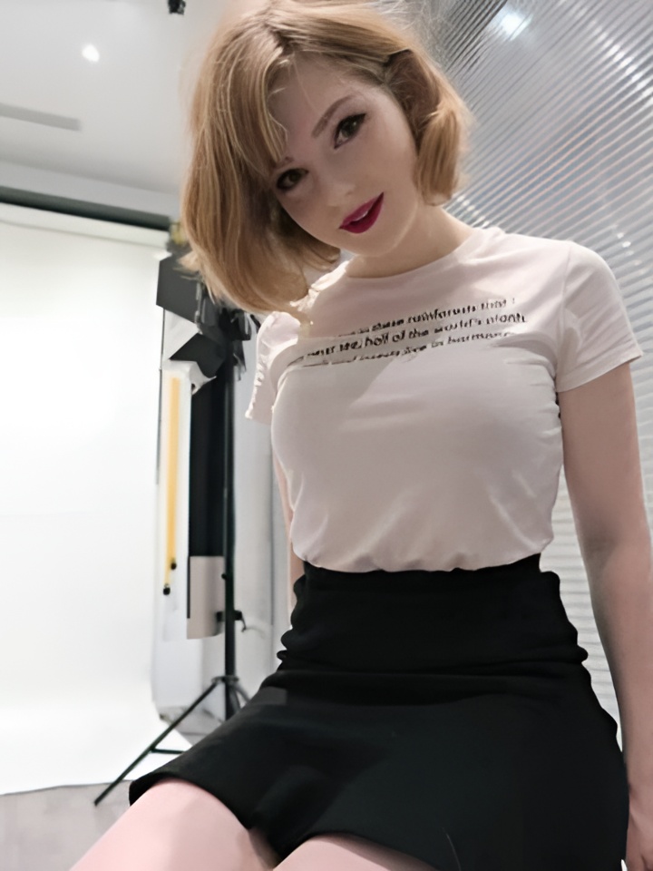 Кристина привлекальеная девушка из Североморск цена от 3000 руб