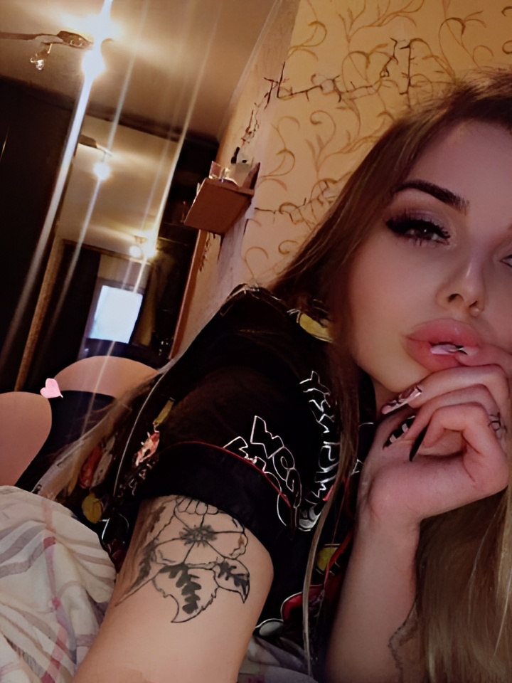 Вероника привлекальеная девушка из Североморск цена от 10000 руб