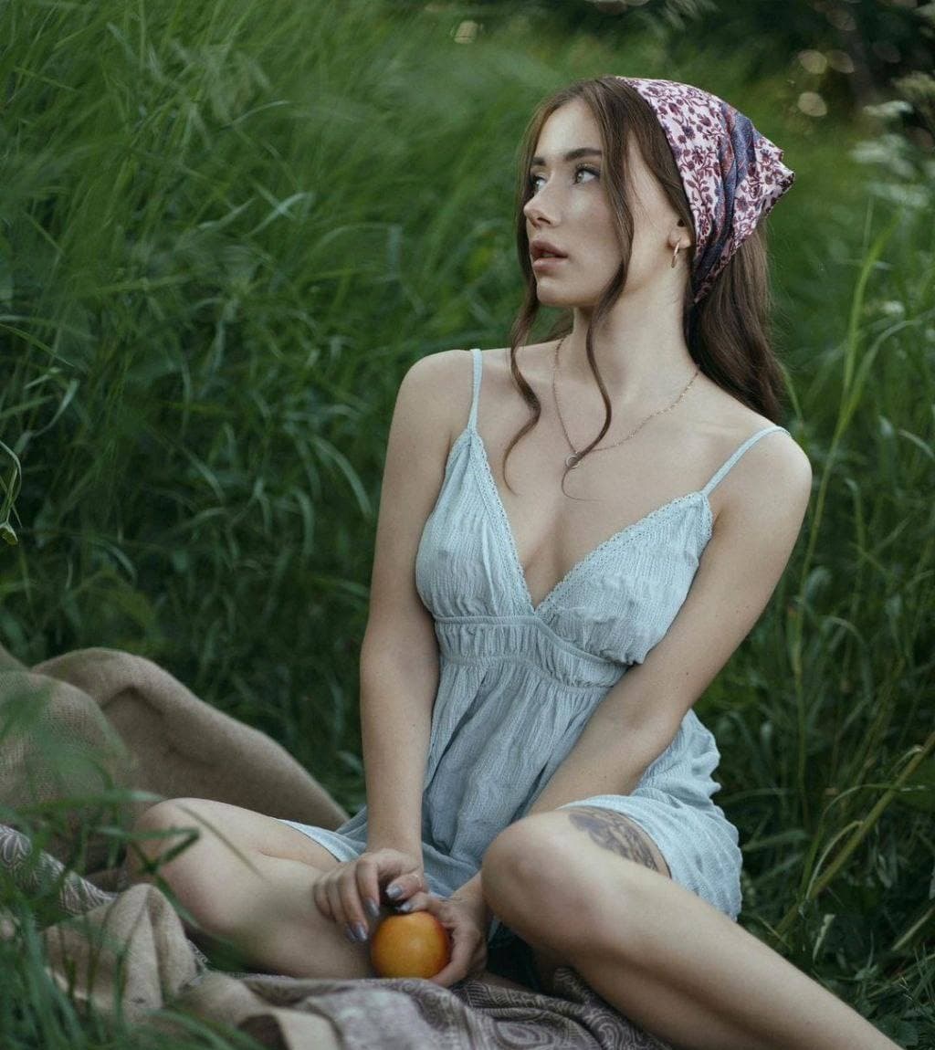 Ланочка привлекальеная девушка из Североморск цена от 3000 руб