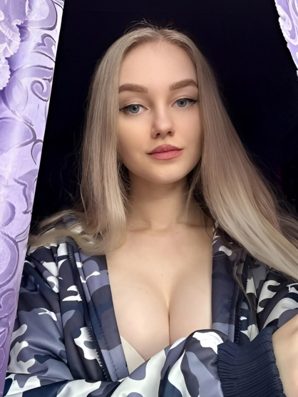 Эрика привлекательная девушка из Североморск цена от 10000 руб