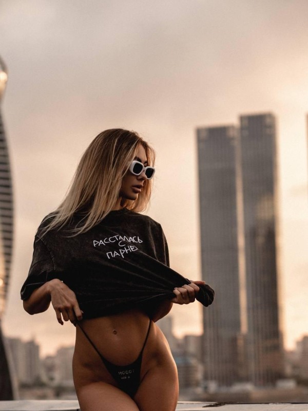 Ольга привлекательная девушка из Североморск цена от 6000 руб